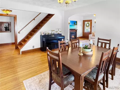 Dining - 500 W End Ave, Union, MO 63084 photo 5 of 8