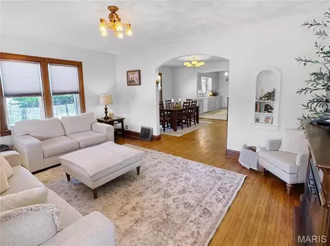 Living - 500 W End Ave, Union, MO 63084 photo 2 of 6