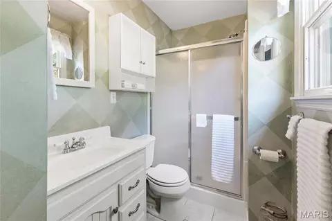 Bath - 30677 252nd Ave, Durham, MO 63438 photo 2 of 2