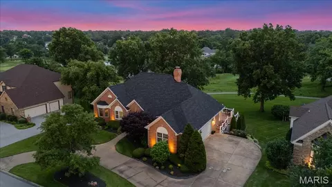 554 Malinmor Dr, Weldon Spring, MO 63304 photo 7