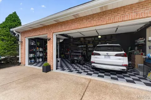 554 Malinmor Dr, Weldon Spring, MO 63304 photo 85