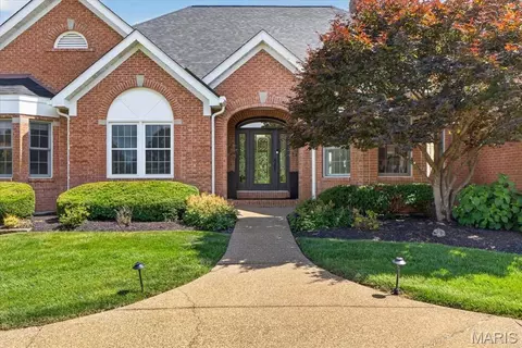 554 Malinmor Dr, Weldon Spring, MO 63304 photo 6