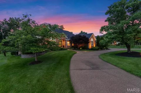 554 Malinmor Dr, Weldon Spring, MO 63304 photo 11