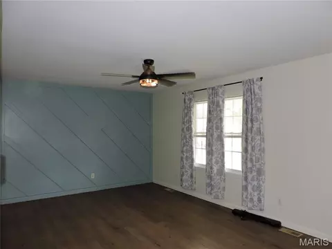Living - 3330 Highway A, Washington, MO 63090 photo 1 of 3