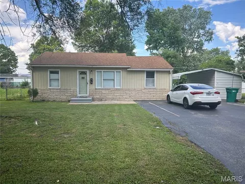 1209 Williams St, Cahokia, IL 62206