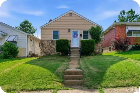 1511 Sproule Ave, Saint Louis, MO 63139