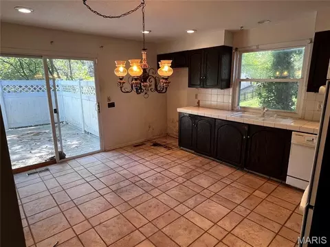 Kitchen - 608 Agean Way, Ballwin, MO 63011 photo 2 of 2