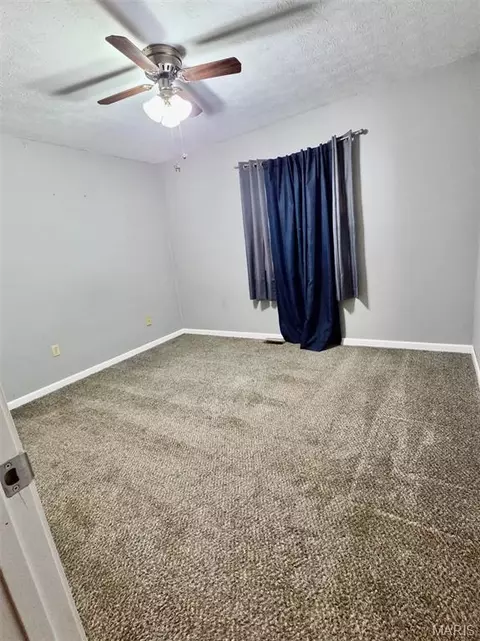 Bedroom - 308 W 7th South St, Mount Olive, IL 62069 photo 2 of 2