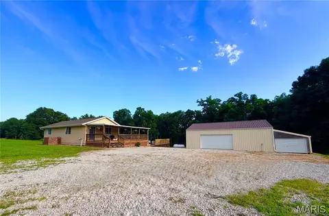 20427 Michele Pl, Monroe City, MO 63456