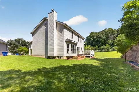 Exterior - 567 Brook Meadow Dr, Ballwin, MO 63021 photo 9 of 10