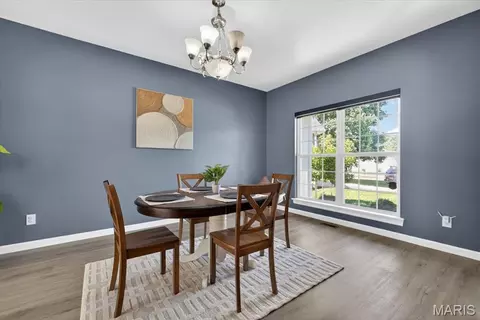 Dining - 567 Brook Meadow Dr, Ballwin, MO 63021 photo 2 of 4