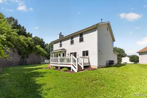 Exterior - 567 Brook Meadow Dr, Ballwin, MO 63021 photo 10 of 10
