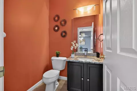Bath - 567 Brook Meadow Dr, Ballwin, MO 63021 photo 1 of 6