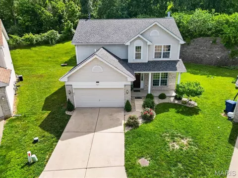 View/Area - 567 Brook Meadow Dr, Ballwin, MO 63021 photo 1 of 6