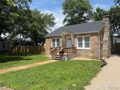 249 Virginia St, Sullivan, MO 63080