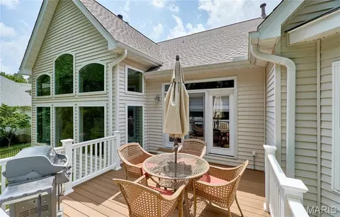 Exterior - 1384 Mallet Hl, Ellisville, MO 63021 photo 4 of 7