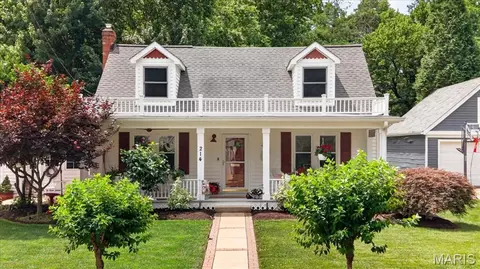 214 Way Ave, Kirkwood, MO 63122
