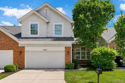 16816 Chesterfield Bluffs Cir, Chesterfield, MO 63005