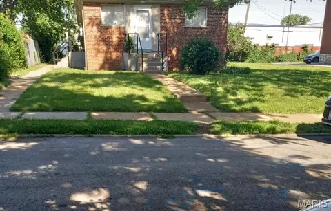 926 Eastgate Ave, Saint Louis, MO 63130