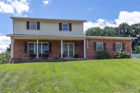 1570 Donnybrook Ln, Imperial, MO 63052