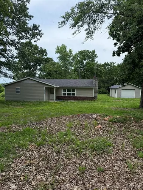 26485 Stone Rd, Richland, MO 65556