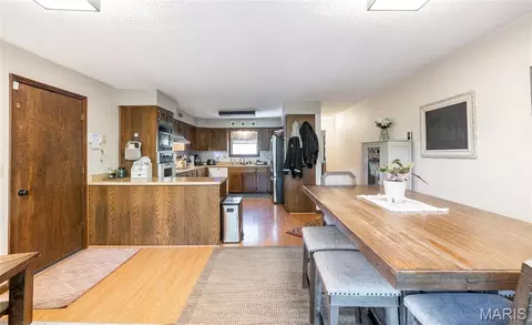 Dining - 11545 Slaughter Rd, Licking, MO 65542 photo 2 of 3