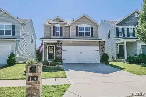 114 Shire Dr, Lake Saint Louis, MO 63367