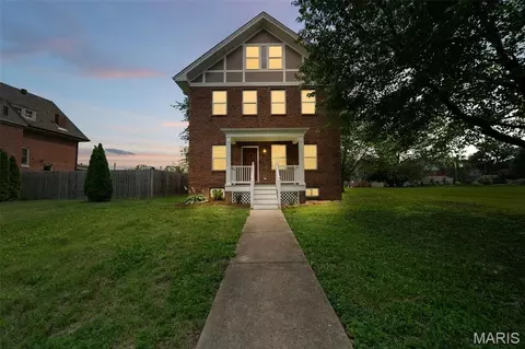 5972 Cates Ave, Saint Louis, MO 63112