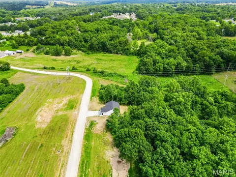 View/Area - 217 Red Mare Rd, Winfield, MO 63389 photo 9 of 10