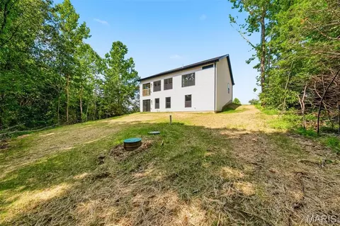 Exterior - 217 Red Mare Rd, Winfield, MO 63389 photo 8 of 13