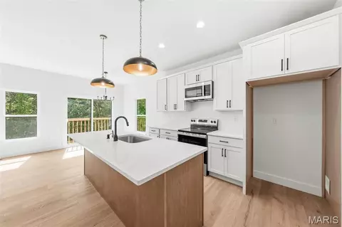Kitchen - 217 Red Mare Rd, Winfield, MO 63389 photo 1 of 2