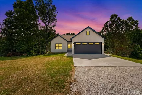 Exterior - 217 Red Mare Rd, Winfield, MO 63389 photo 2 of 13