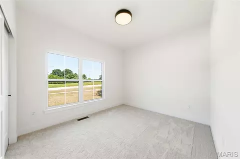 Bedroom - 217 Red Mare Rd, Winfield, MO 63389 photo 1 of 7