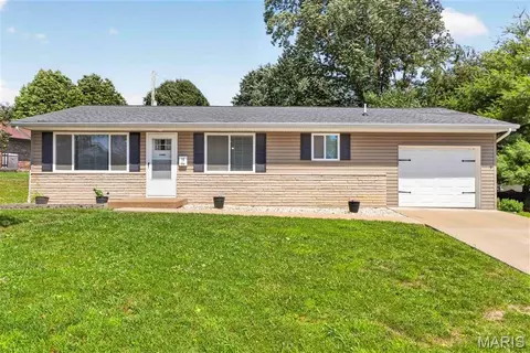 38 Neale Dr, Crystal City, MO 63019