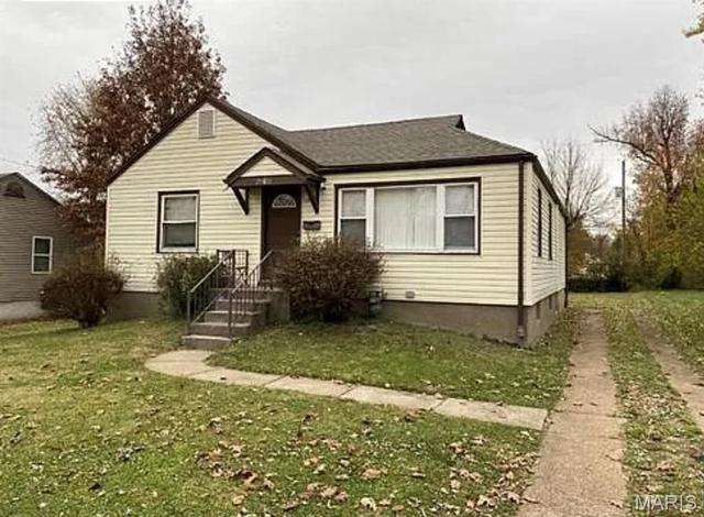 6010 Napier Dr, Saint Louis, MO 63134