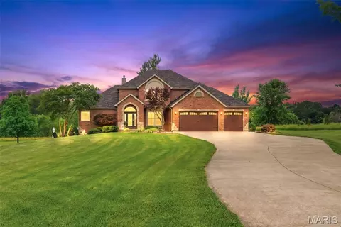 29401 Old Cotton Rd, Foristell, MO 63348