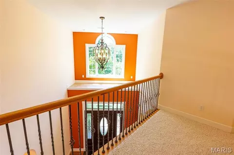 Entry Way - 1025 Cobblestone Dr, Rolla, MO 65401 photo 6 of 11