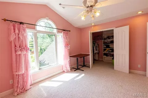 Bedroom - 1025 Cobblestone Dr, Rolla, MO 65401 photo 4 of 18
