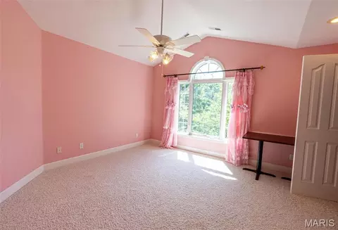Bedroom - 1025 Cobblestone Dr, Rolla, MO 65401 photo 3 of 18