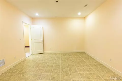 Bedroom - 1025 Cobblestone Dr, Rolla, MO 65401 photo 13 of 18