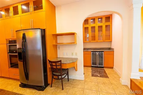 Kitchen - 1025 Cobblestone Dr, Rolla, MO 65401 photo 9 of 9