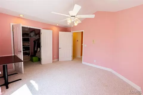 Bedroom - 1025 Cobblestone Dr, Rolla, MO 65401 photo 5 of 18