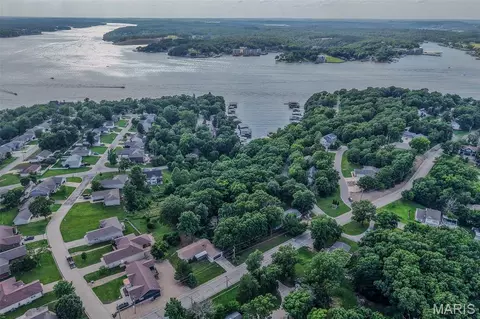 4571 Deer Run Dr, Osage Beach, MO 65065