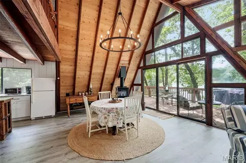 Dining - 429 Scheffborg Circle Dr, Innsbrook, MO 63390 photo 2 of 3