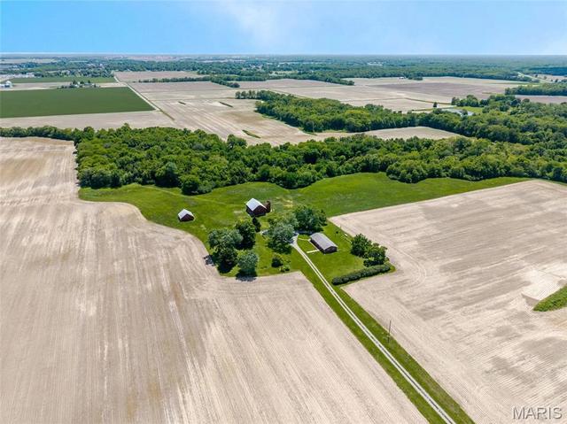 22805 Monke Rd, Mount Olive, IL 62069
