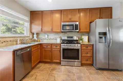 Kitchen - 407 Palermo Dr, Ballwin, MO 63021 photo 1 of 1