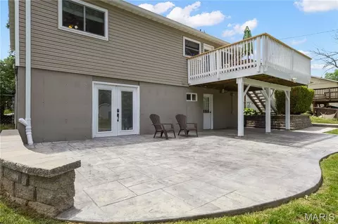 Exterior - 407 Palermo Dr, Ballwin, MO 63021 photo 5 of 8