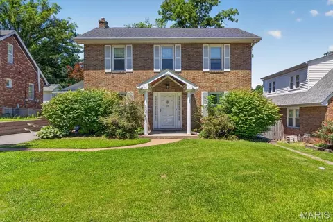 19 Hardith Hill Ct, Saint Louis, MO 63119