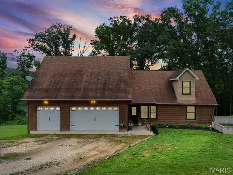 8578 Cedar Trl, Pevely, MO 63070