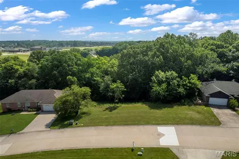 532 Ann Dr, Jackson, MO 63755